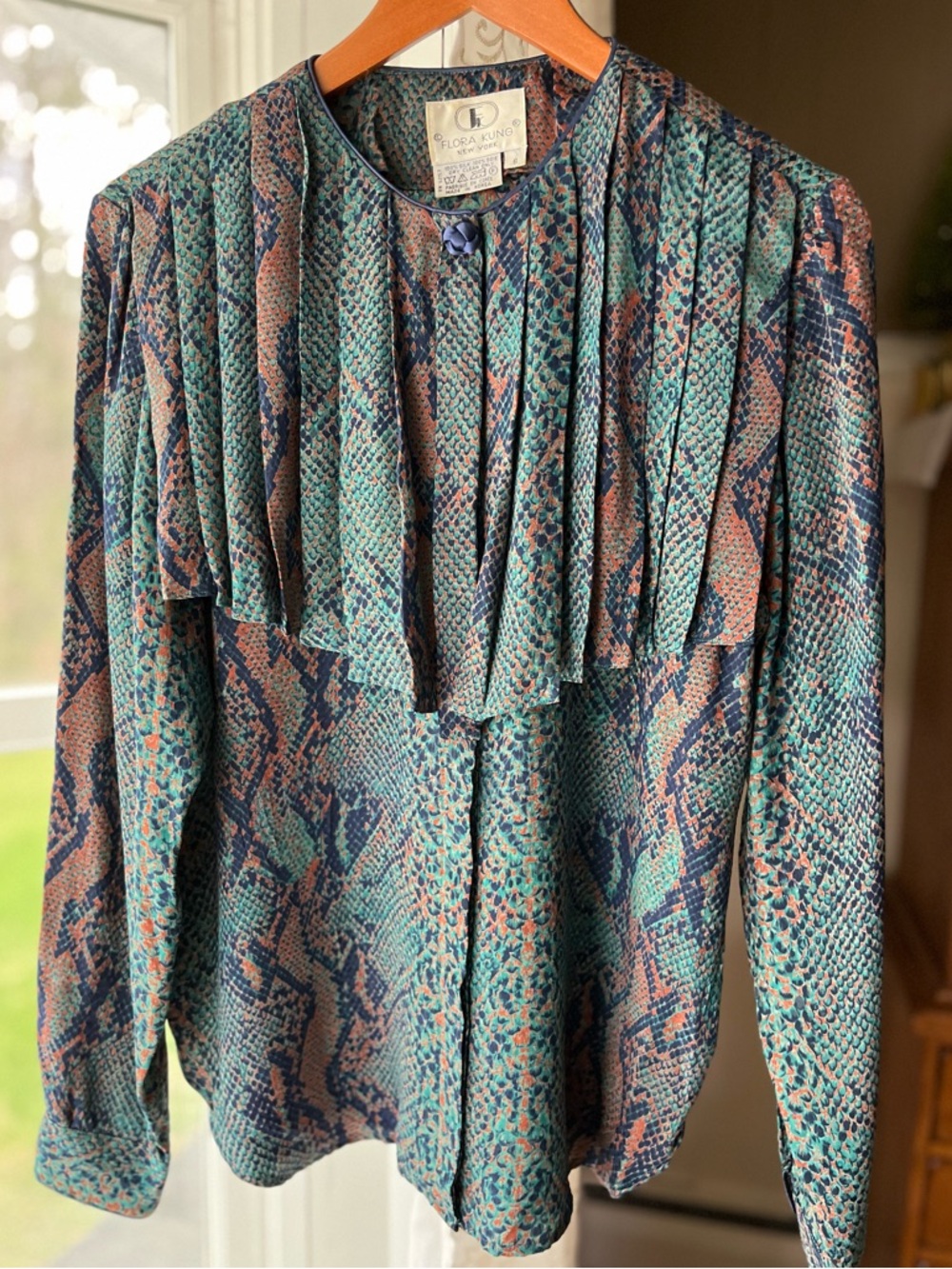 VTG Flora Kung Snake Print Silk Designer Statement Luxury Blouse Sz 8 EUC